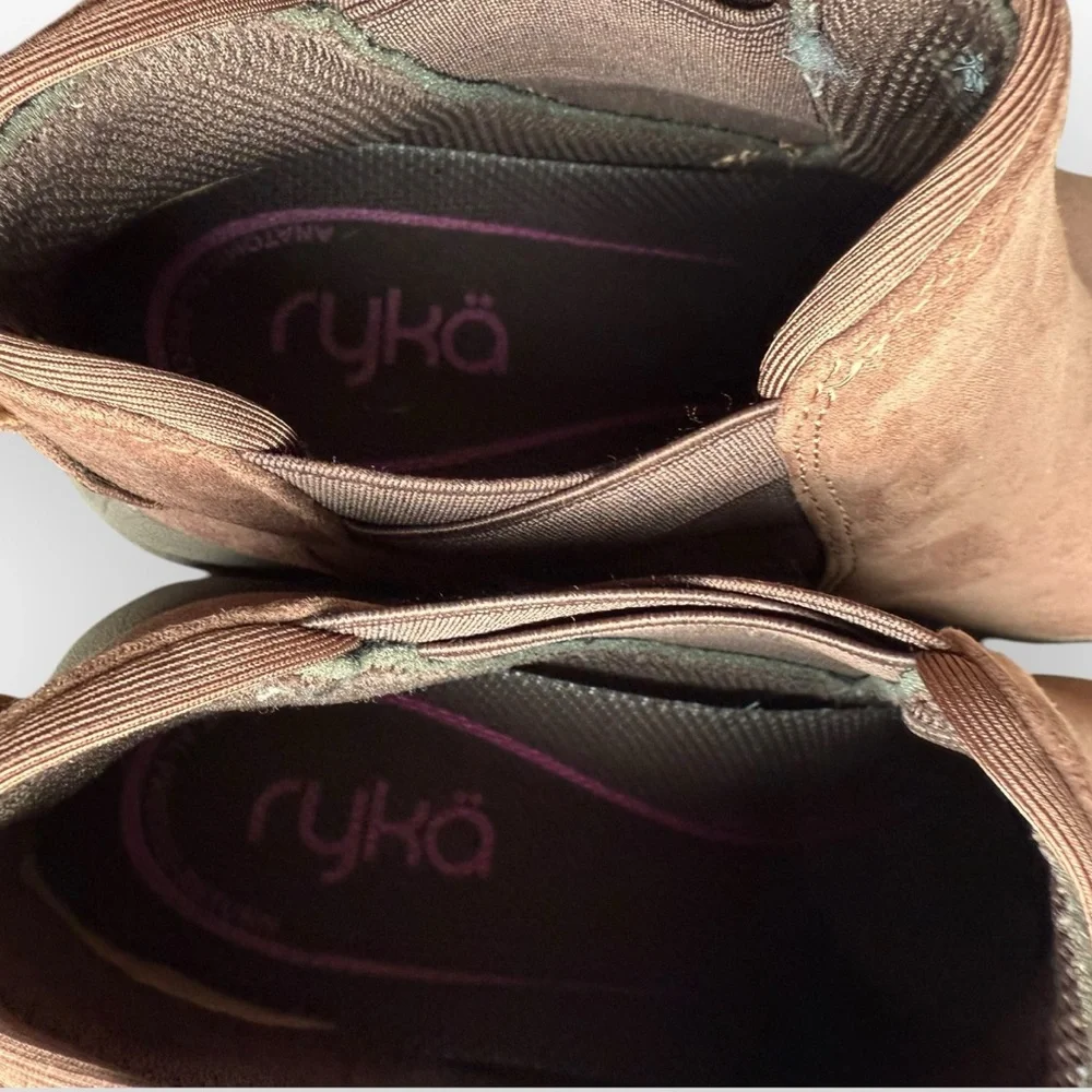 Ryka women’s size 6 brown leather water resistant boots. - Picture 6 of 7